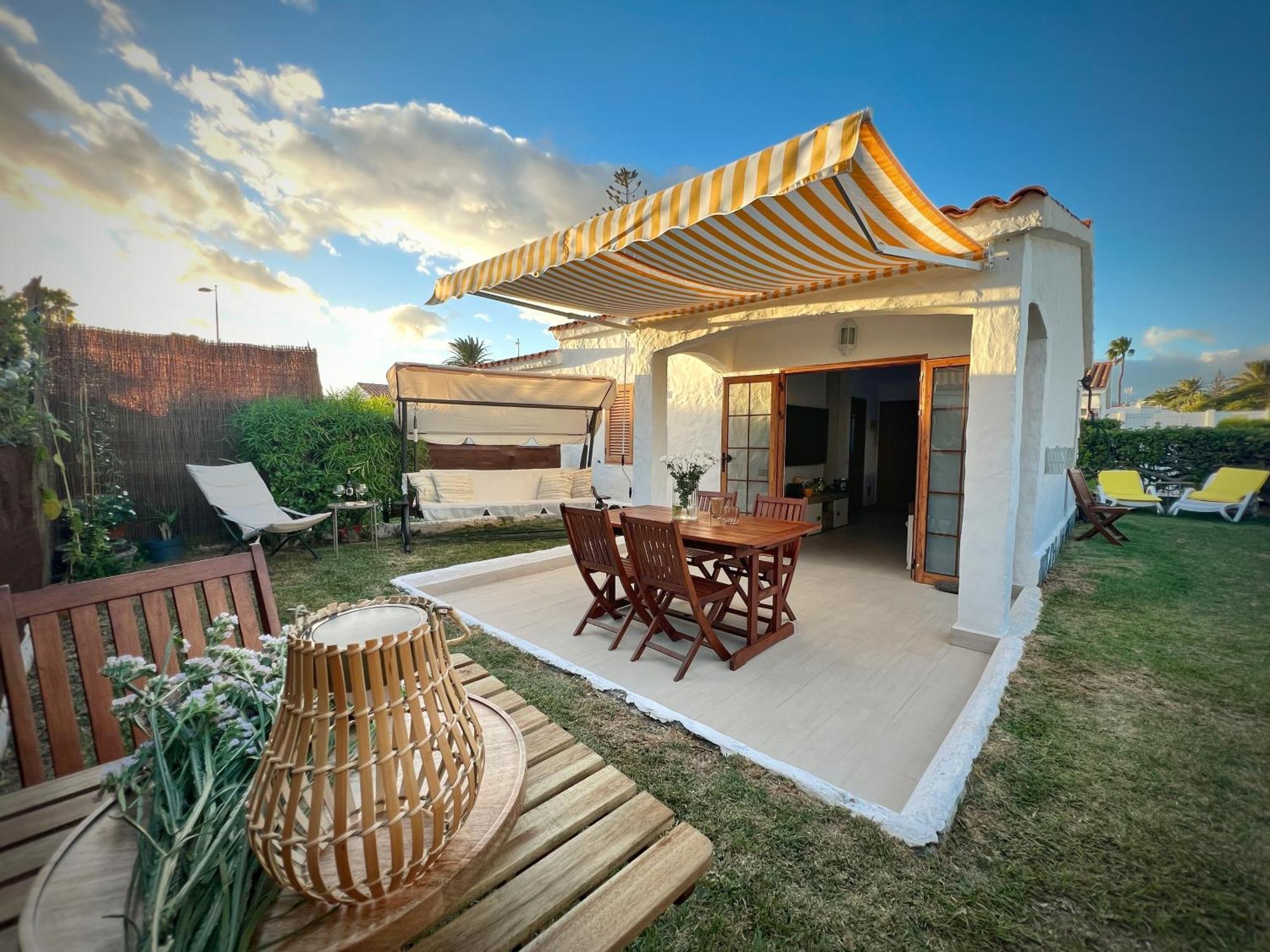 Buzzstays: 1-Bed Bungalow, Garden, Near Yumbo & Beach Maspalomas  Zewnętrze zdjęcie