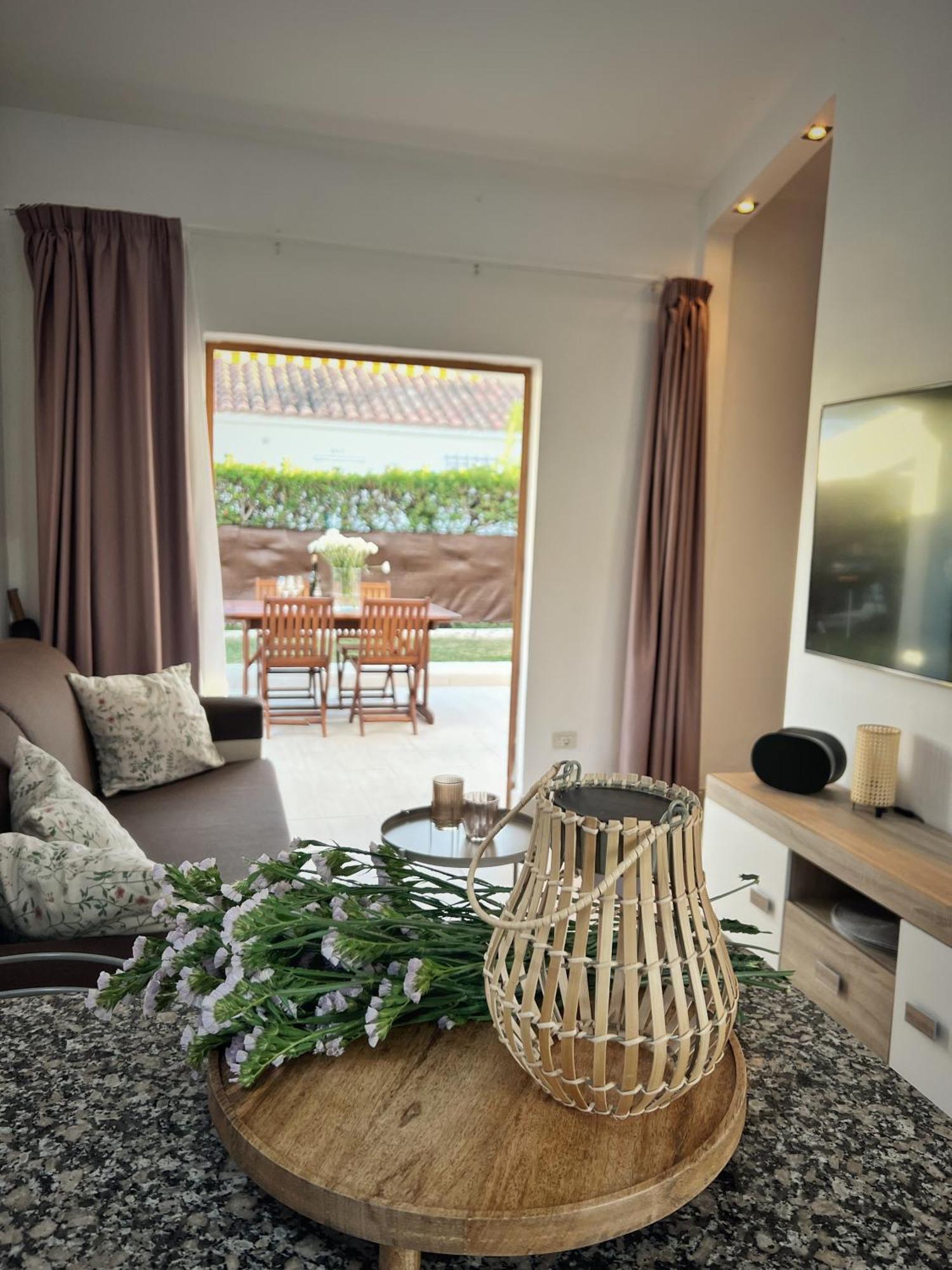 Buzzstays: 1-Bed Bungalow, Garden, Near Yumbo & Beach Maspalomas  Zewnętrze zdjęcie